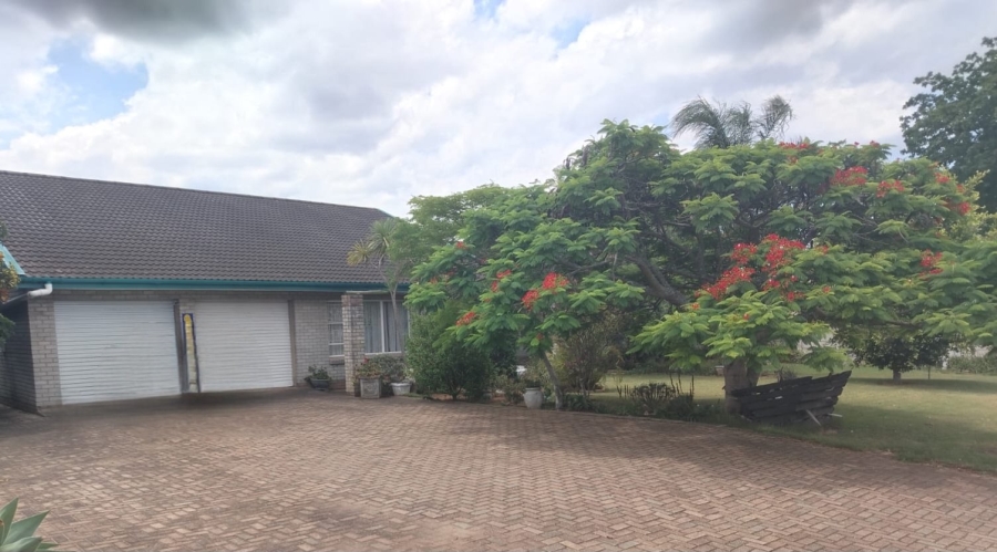 7 Bedroom Property for Sale in Bothasrus Eastern Cape